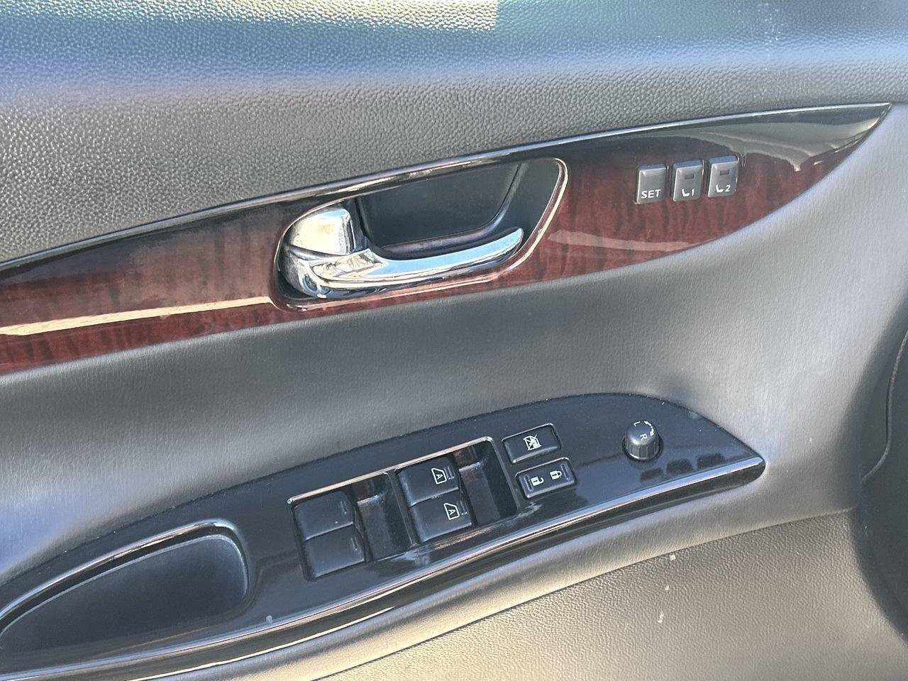 2015 Infiniti QX50 Wagon   Accident-Free Photo