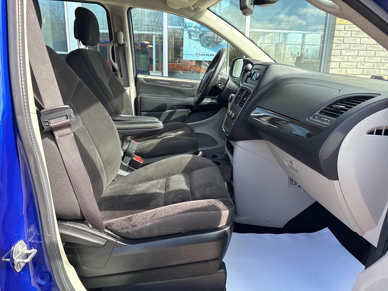 2018 Dodge Grand Caravan CANADA VALUE PACKAGE Photo