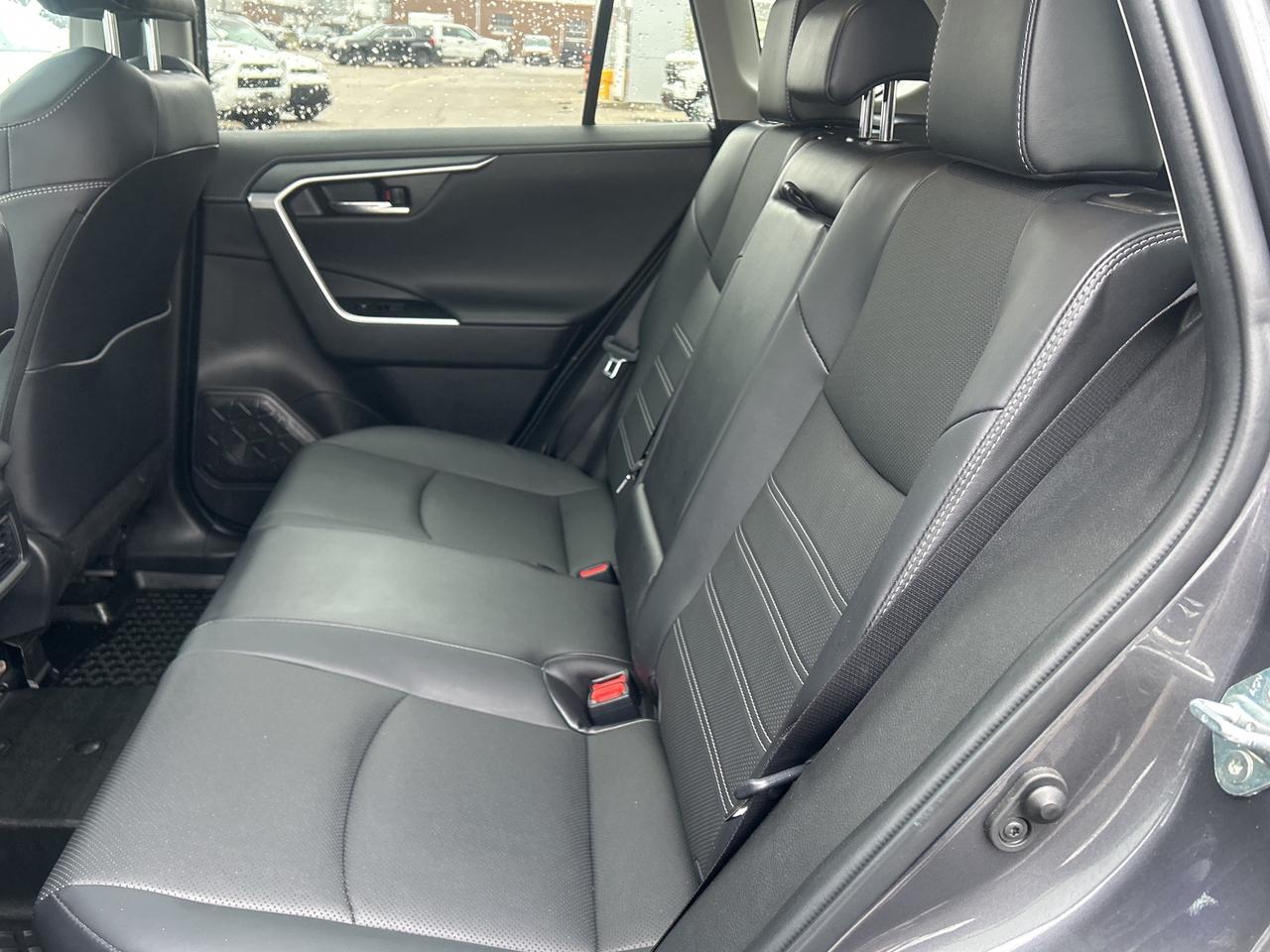 2022 Toyota RAV4 Hybrid Limited AWD Photo