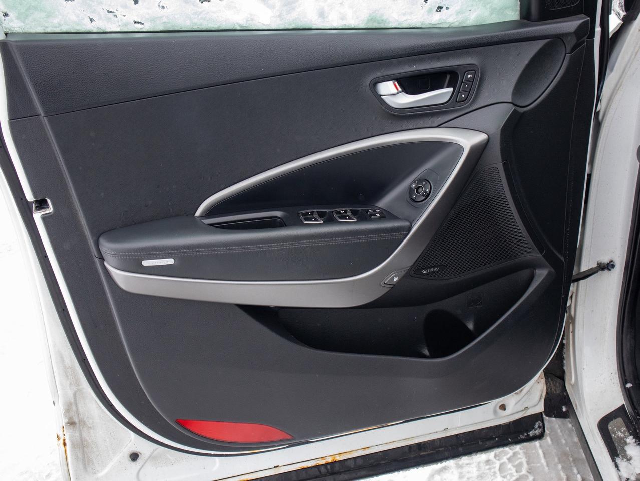 2014 Hyundai Santa Fe Sport Limited - Navigation System   Cooled Seats Photo