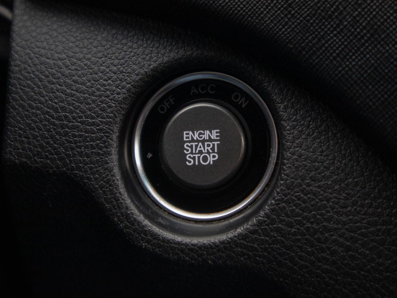 2014 Hyundai Santa Fe Sport Limited - Navigation System   Cooled Seats Photo