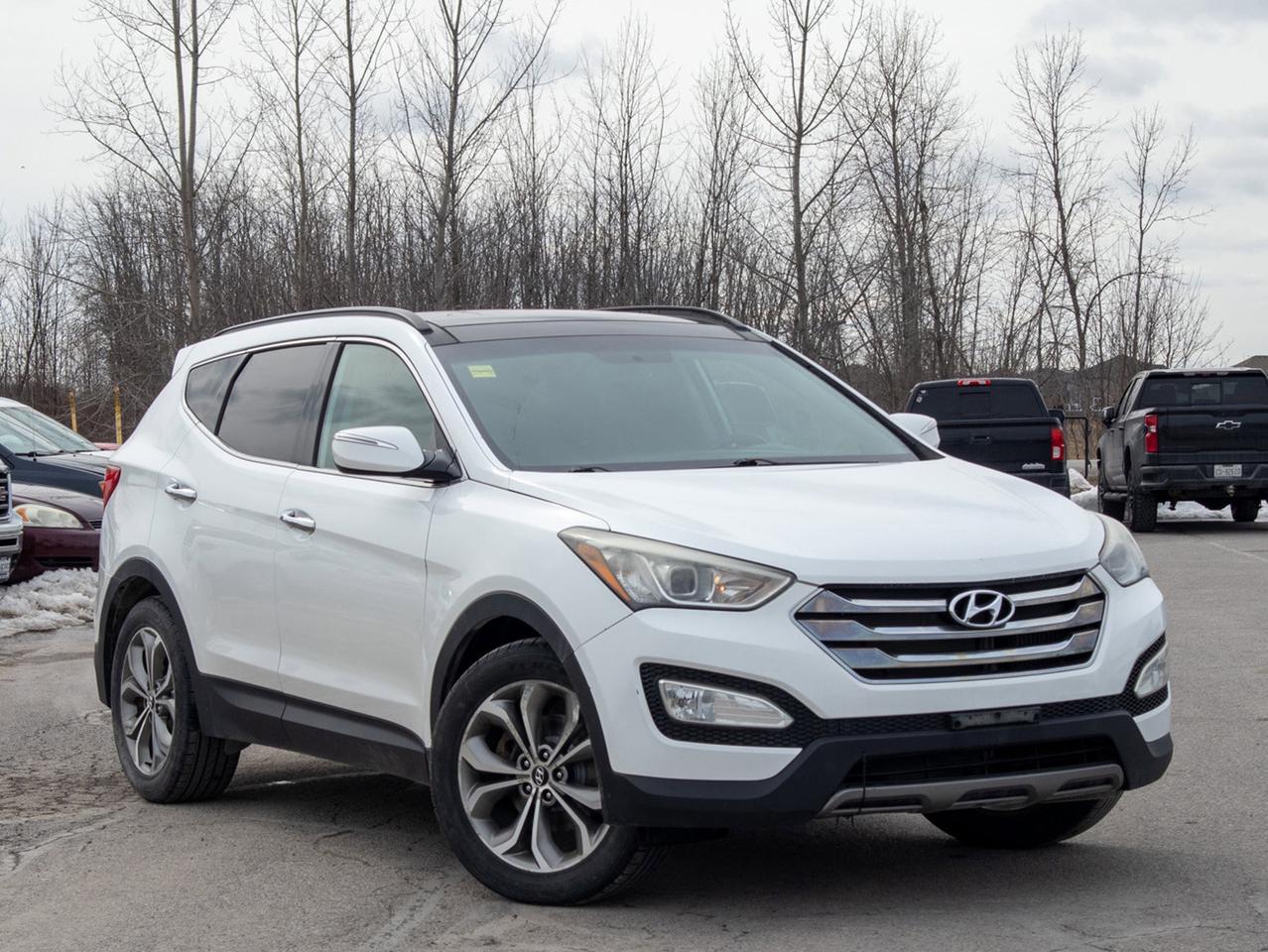 2014 Hyundai Santa Fe Sport Limited - Navigation System   Cooled Seats Photo