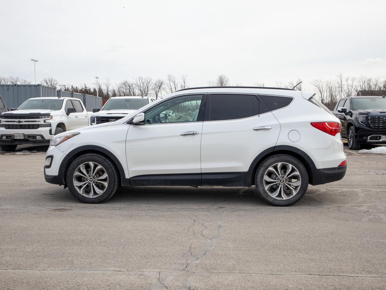 2014 Hyundai Santa Fe Sport Limited - Navigation System   Cooled Seats Photo