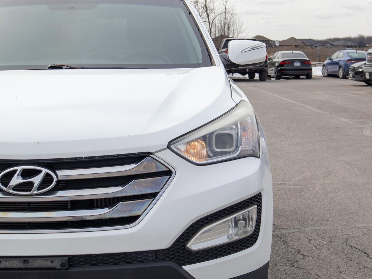 2014 Hyundai Santa Fe Sport Limited - Navigation System   Cooled Seats Photo