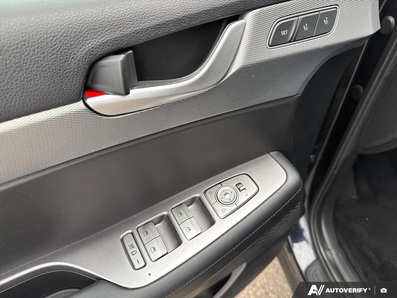 2022 Hyundai PALISADE Preferred BACKUP CAM   HEATED SEATS   LANE ASSIST Photo