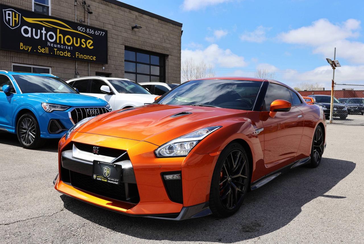 2018 Nissan GT-R PREMIUM/COUPE/NAV/LEATHER/B CAM/P SENSORS/KEYLESS/ Photo