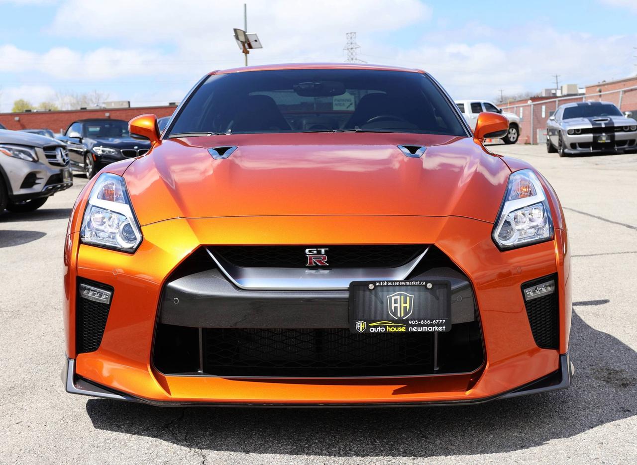 2018 Nissan GT-R PREMIUM/COUPE/NAV/LEATHER/B CAM/P SENSORS/KEYLESS/ Photo