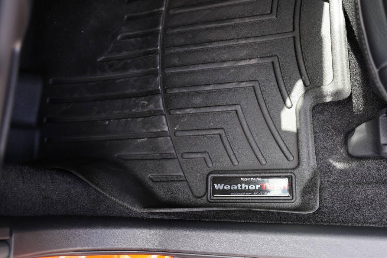 2018 Nissan GT-R PREMIUM/COUPE/NAV/LEATHER/B CAM/P SENSORS/KEYLESS/ Photo