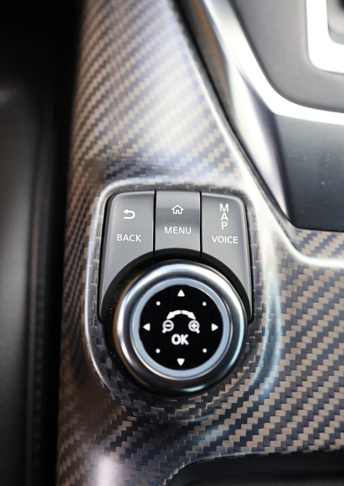 2018 Nissan GT-R PREMIUM/COUPE/NAV/LEATHER/B CAM/P SENSORS/KEYLESS/ Photo