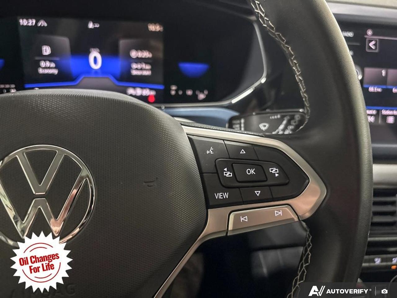 2022 Volkswagen Taos Comfortline 4Motion Photo