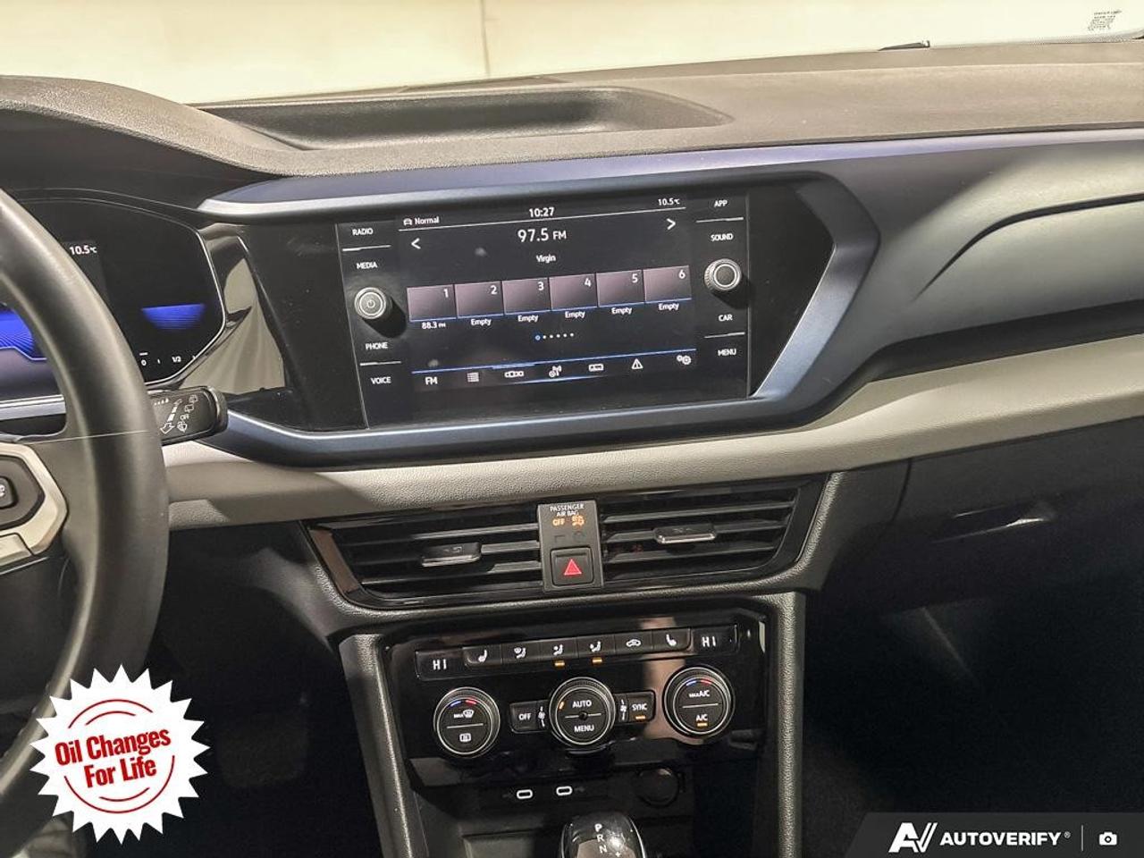2022 Volkswagen Taos Comfortline 4Motion Photo