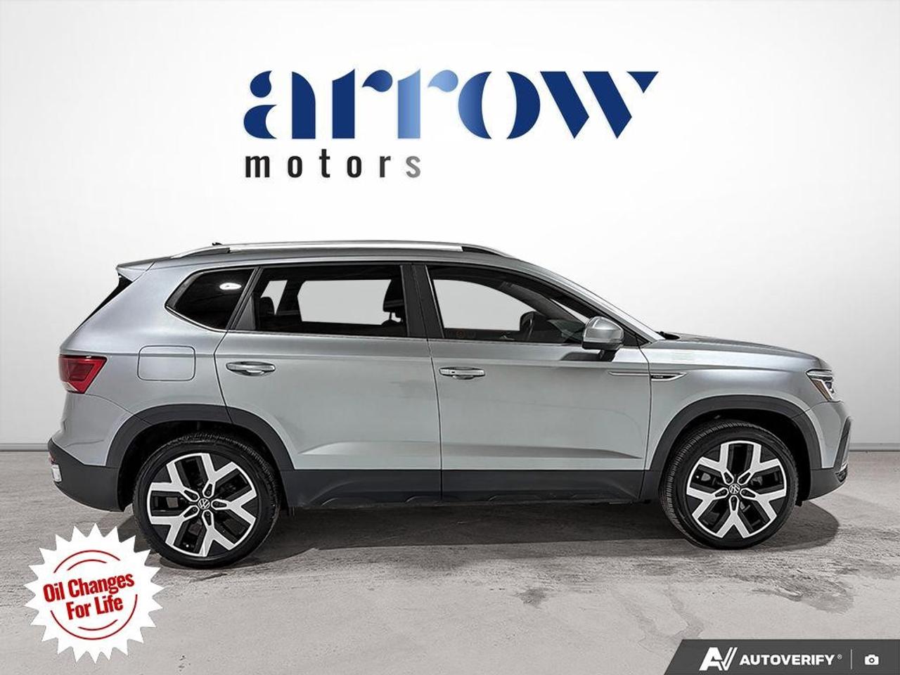 2022 Volkswagen Taos Highline 4MOTION Photo