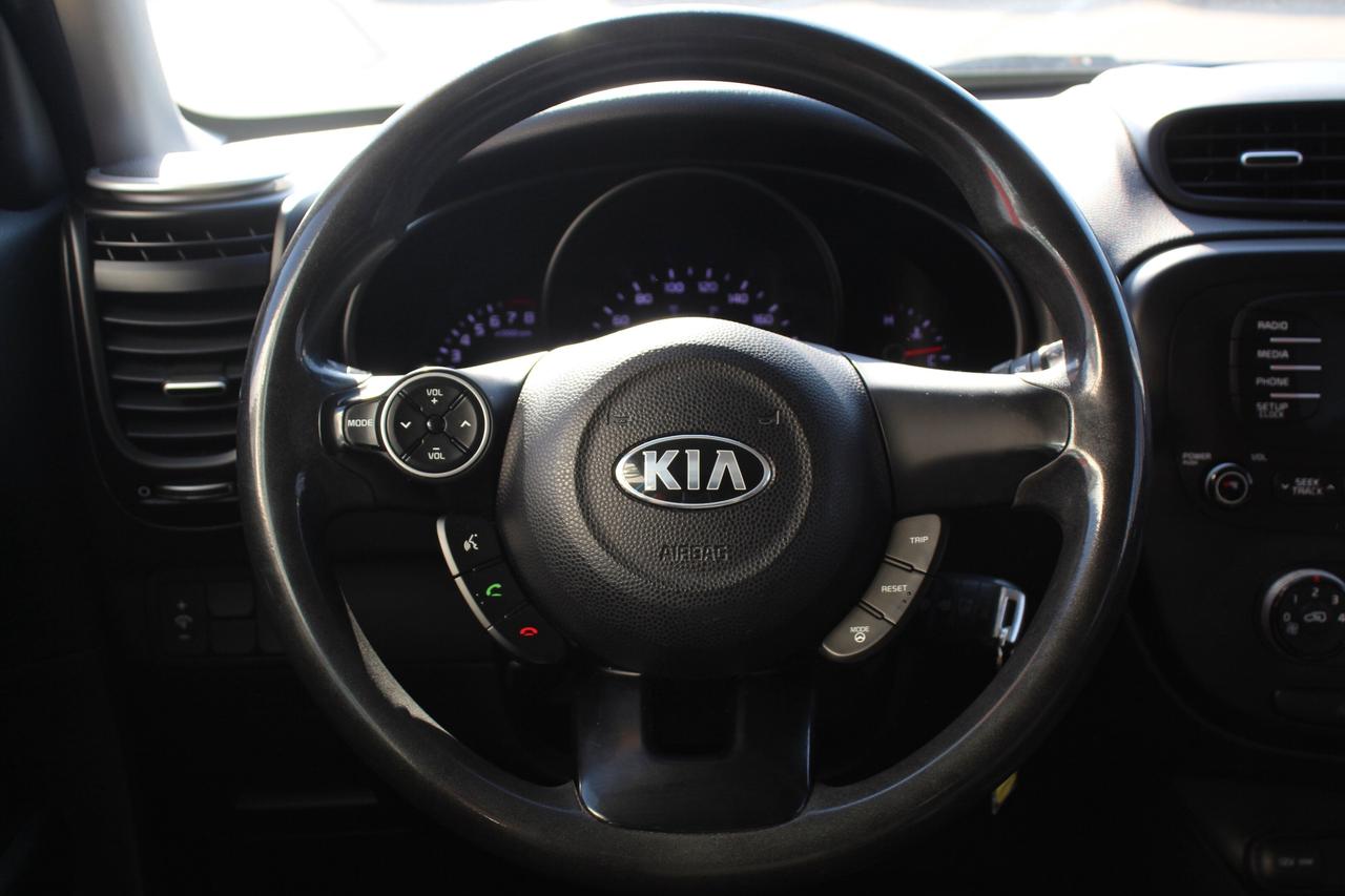 2015 Kia Soul LX Photo