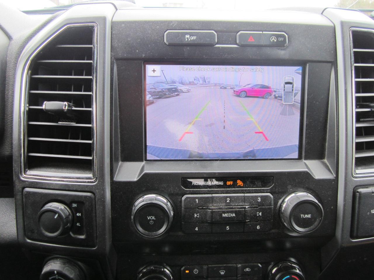 2019 Ford F-150 XLT SPORT CREW 4X4 5.0L NO ACCIDENTS Photo