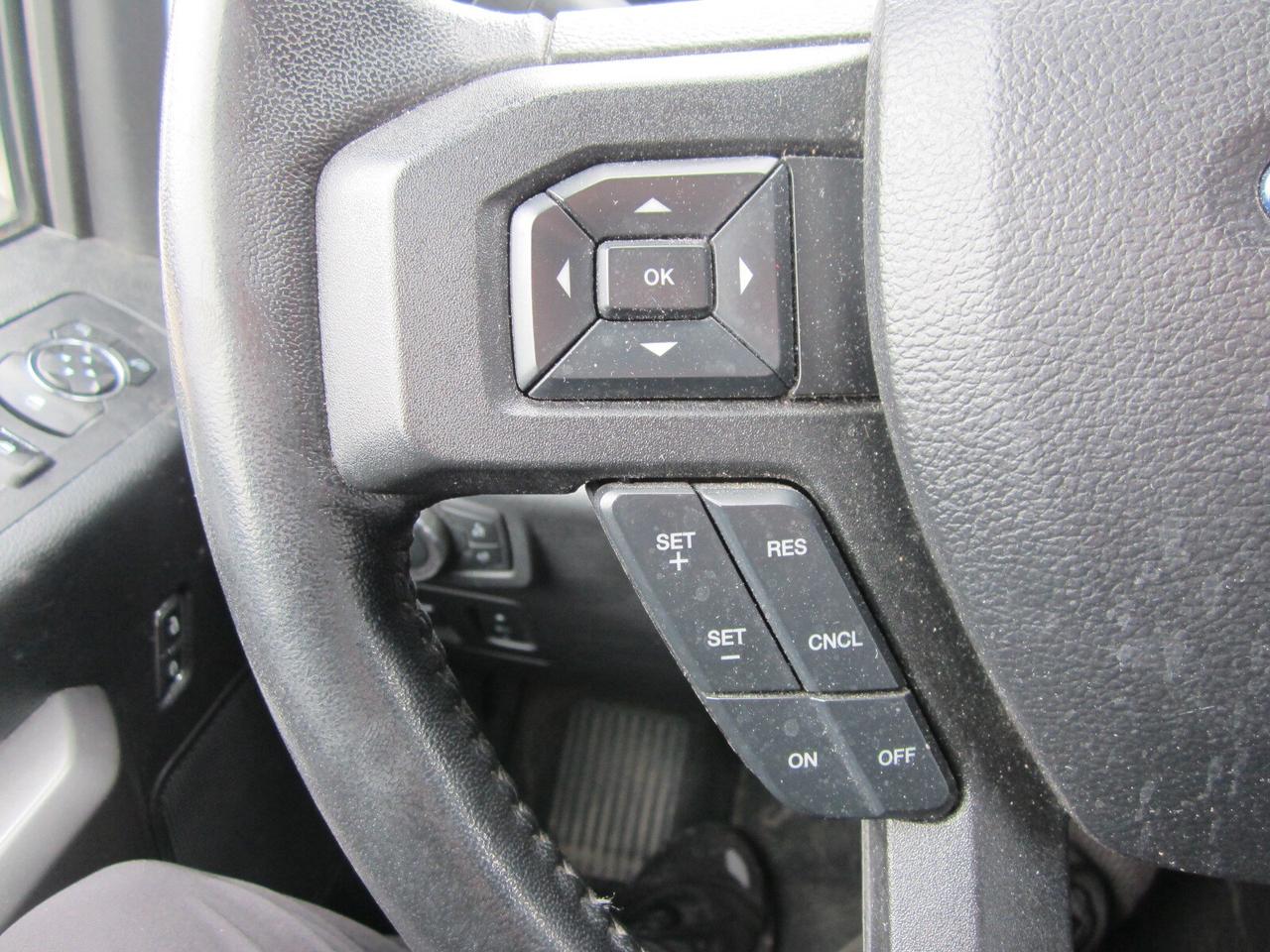 2019 Ford F-150 XLT SPORT CREW 4X4 5.0L NO ACCIDENTS Photo