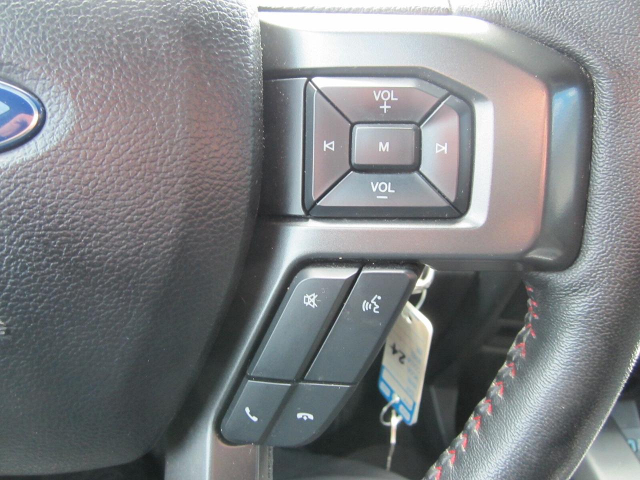 2018 Ford F-150 SPORT FX4 5.0L ONE OWNER NO ACCIDENTS Photo