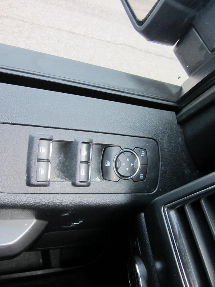 2018 Ford F-150 SPORT FX4 5.0L ONE OWNER NO ACCIDENTS Photo