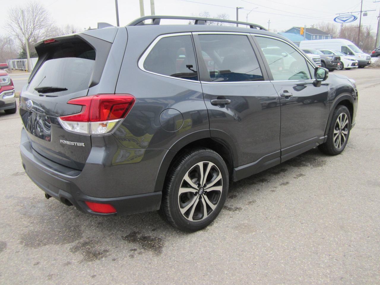 2022 Subaru Forester Limited CVT ONE OWNER NO ACCIDENTS Photo