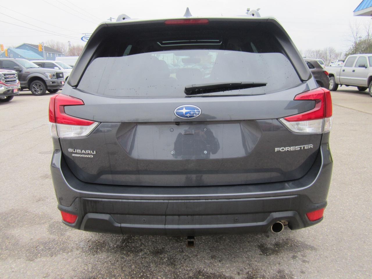 2022 Subaru Forester Limited CVT ONE OWNER NO ACCIDENTS Photo