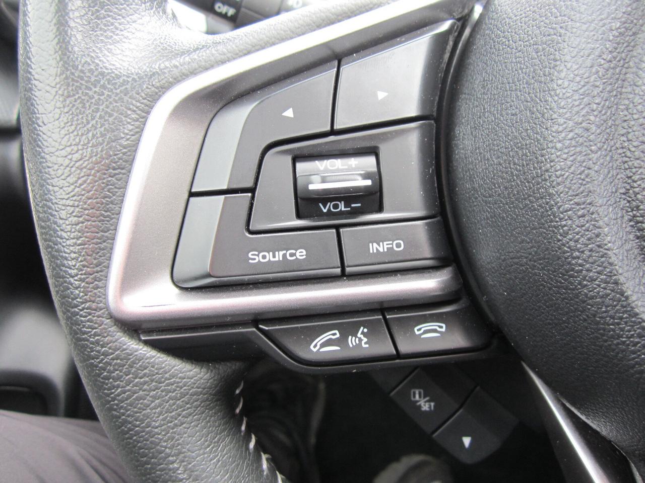 2022 Subaru Forester Limited CVT ONE OWNER NO ACCIDENTS Photo