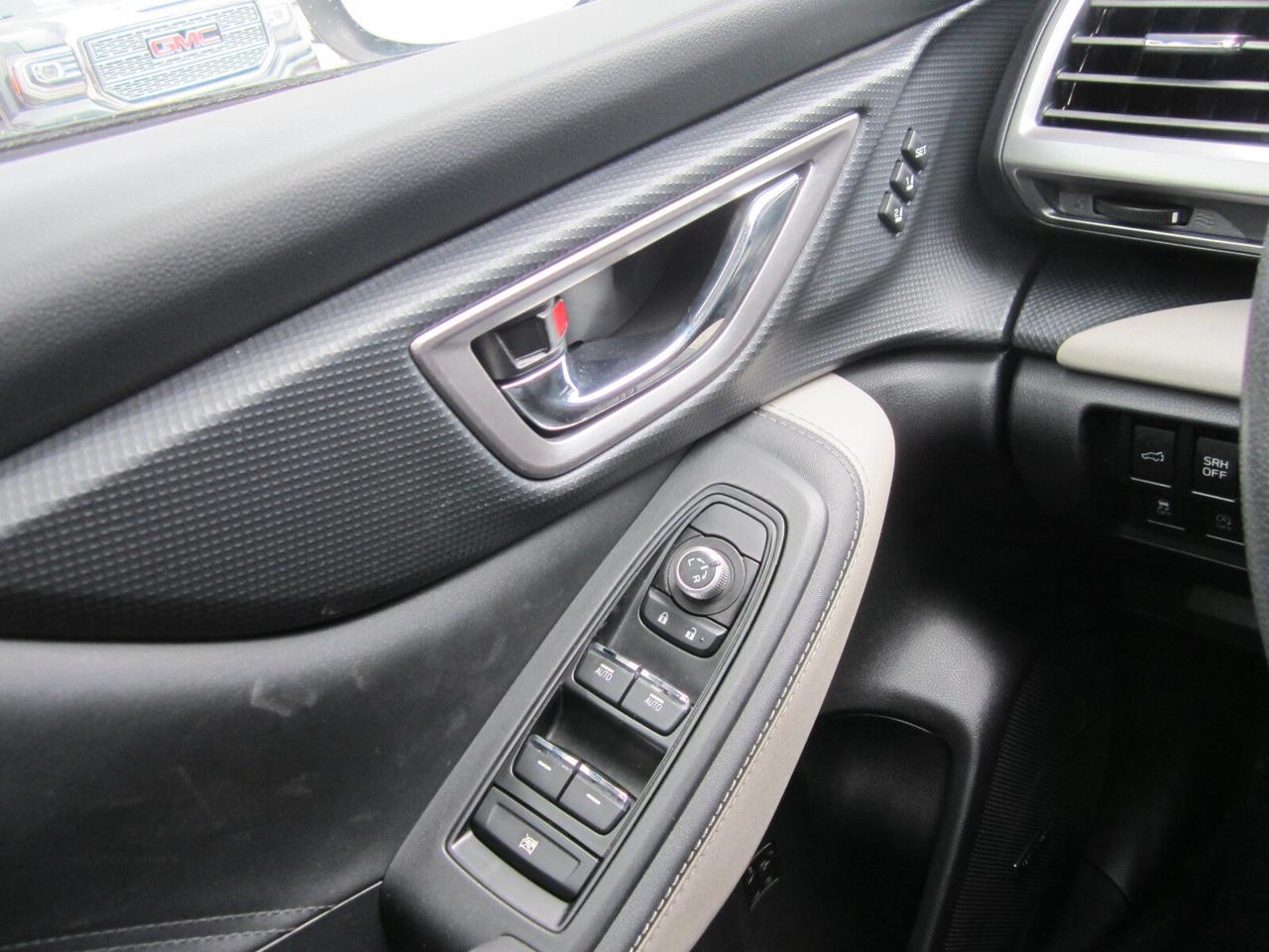 2022 Subaru Forester Limited CVT ONE OWNER NO ACCIDENTS Photo