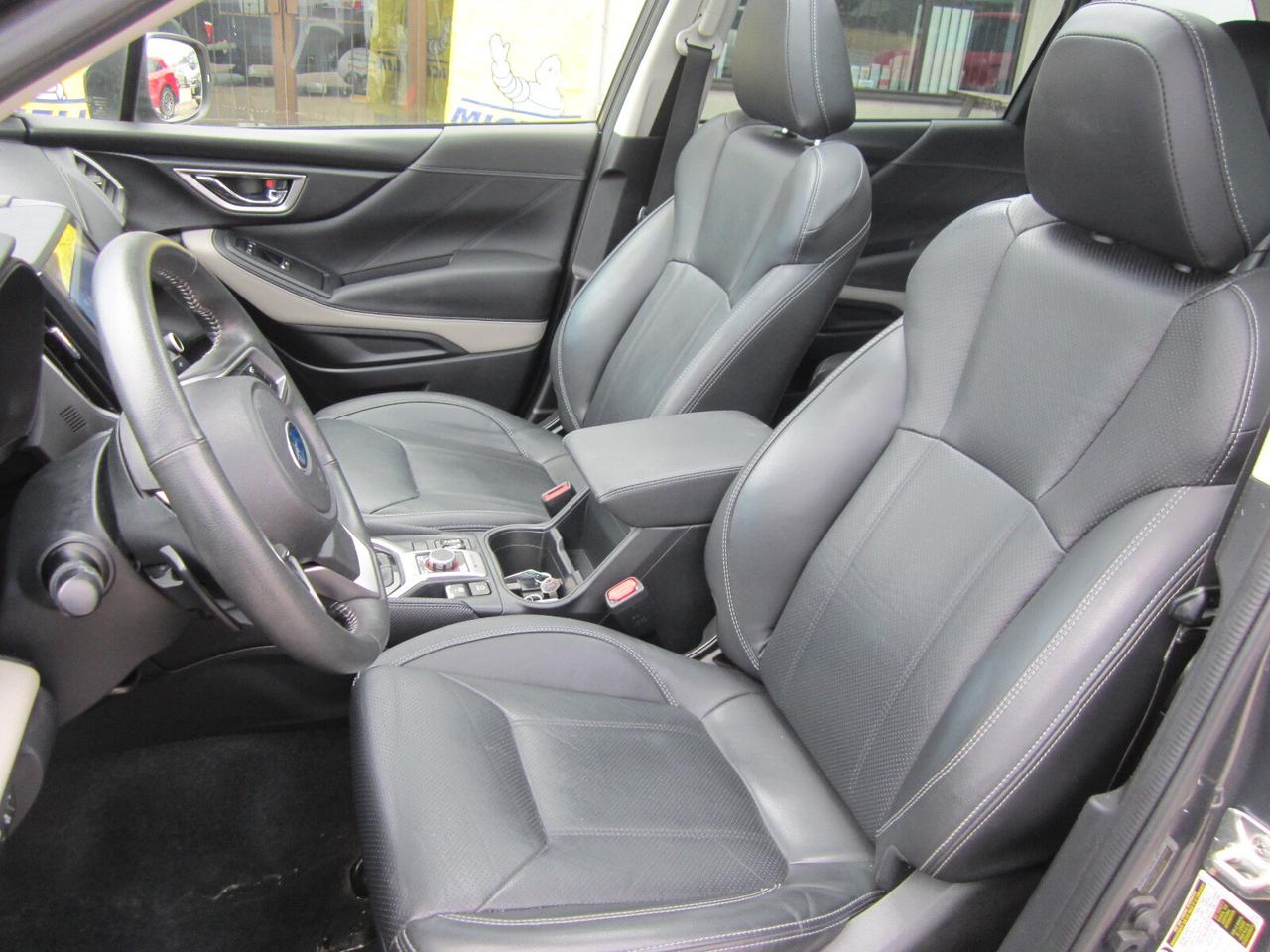 2022 Subaru Forester Limited CVT ONE OWNER NO ACCIDENTS Photo