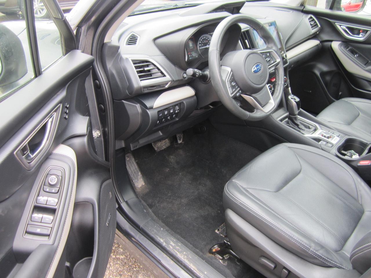 2022 Subaru Forester Limited CVT ONE OWNER NO ACCIDENTS Photo