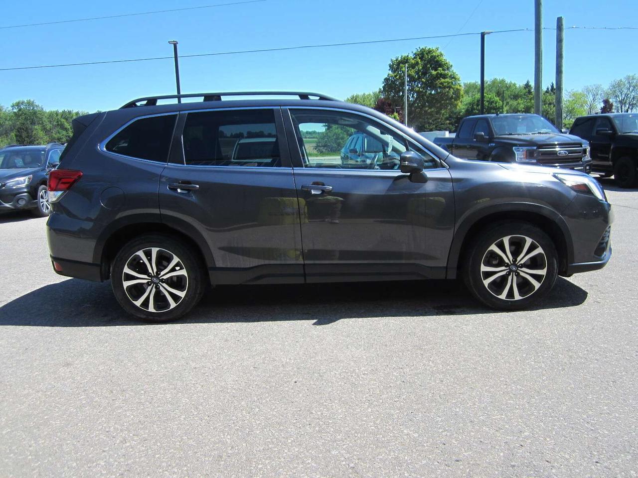 2022 Subaru Forester Limited NO ACCIDENTS! 1 PRICE ONLY! NO SAFETY FEES Photo