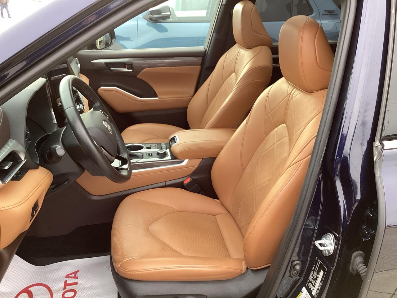 2021 Toyota Highlander PLATINUM AWD Photo