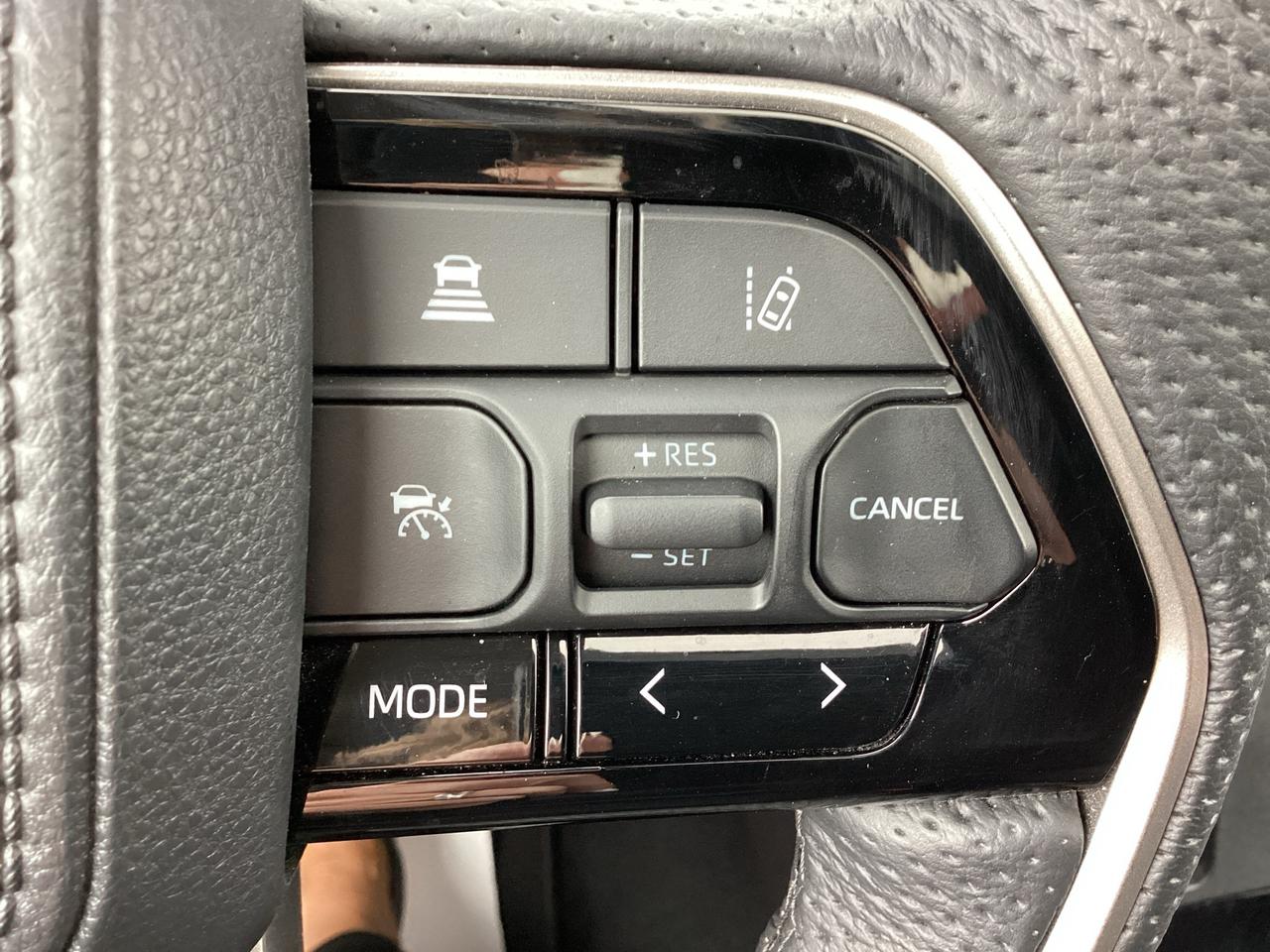 2022 Toyota Tundra Crewmax Limited Long Bed Photo