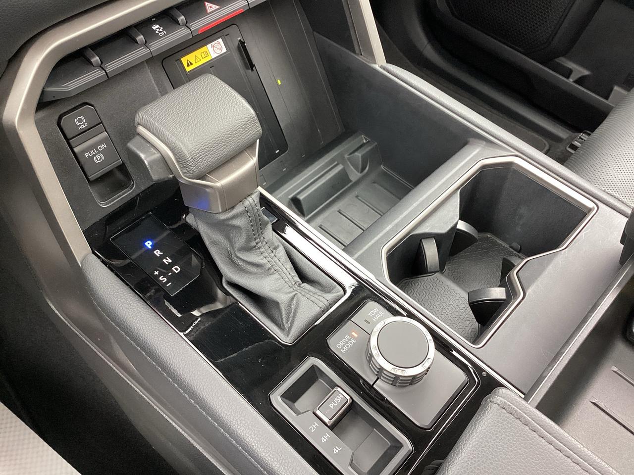 2022 Toyota Tundra Crewmax Limited Long Bed Photo