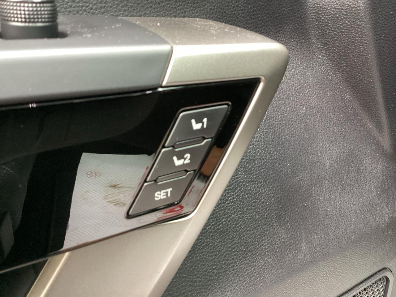 2022 Toyota Tundra Crewmax Limited Long Bed Photo