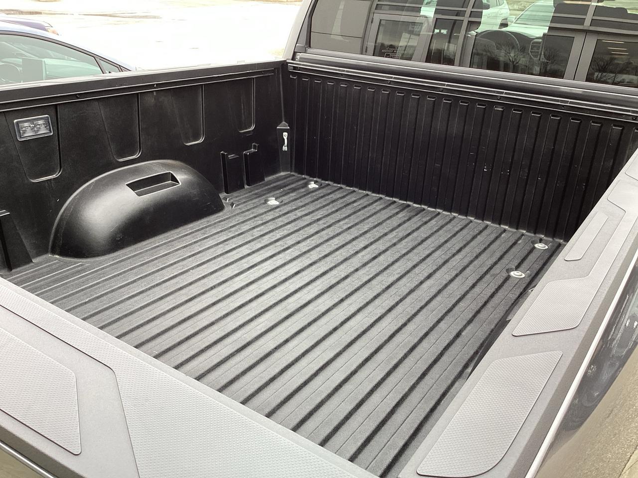 2022 Toyota Tundra Crewmax Limited Long Bed Photo