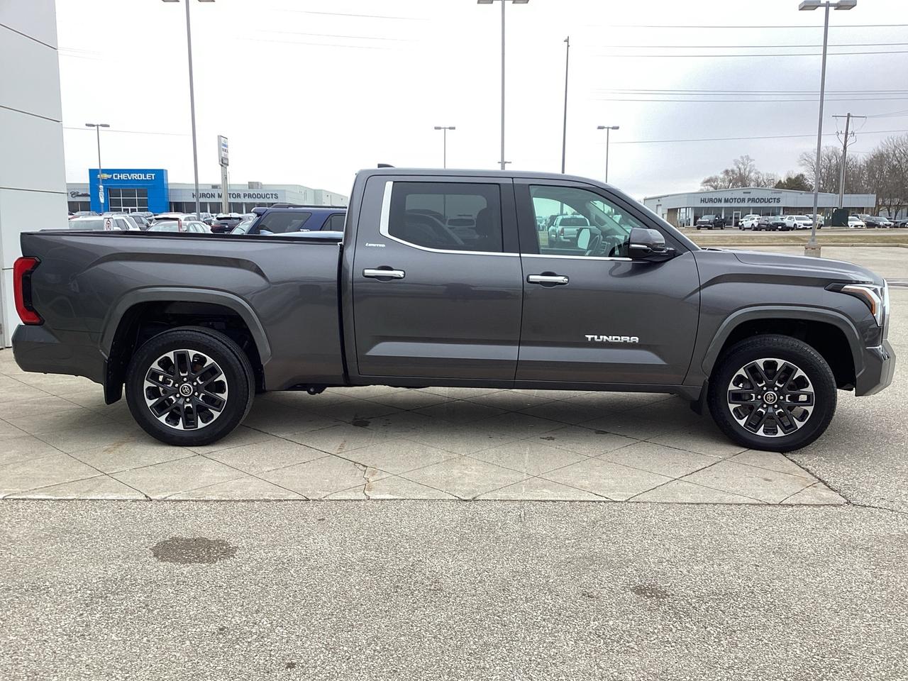 2022 Toyota Tundra Crewmax Limited Long Bed Photo