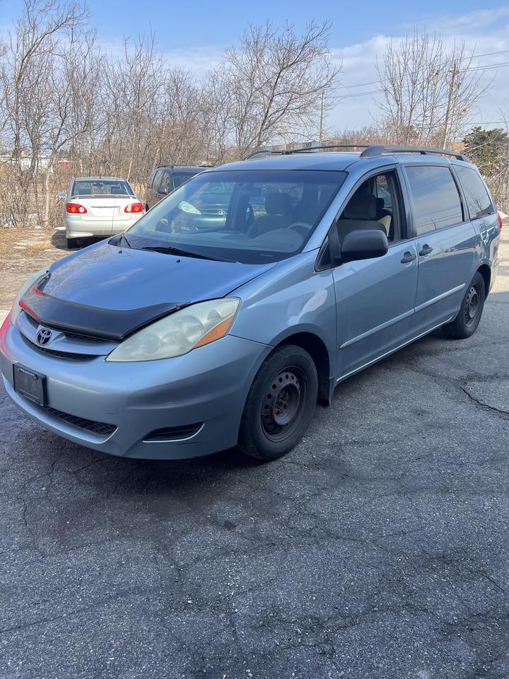 2006 Toyota Sienna 5DR CE 8-PASSENGER Photo0