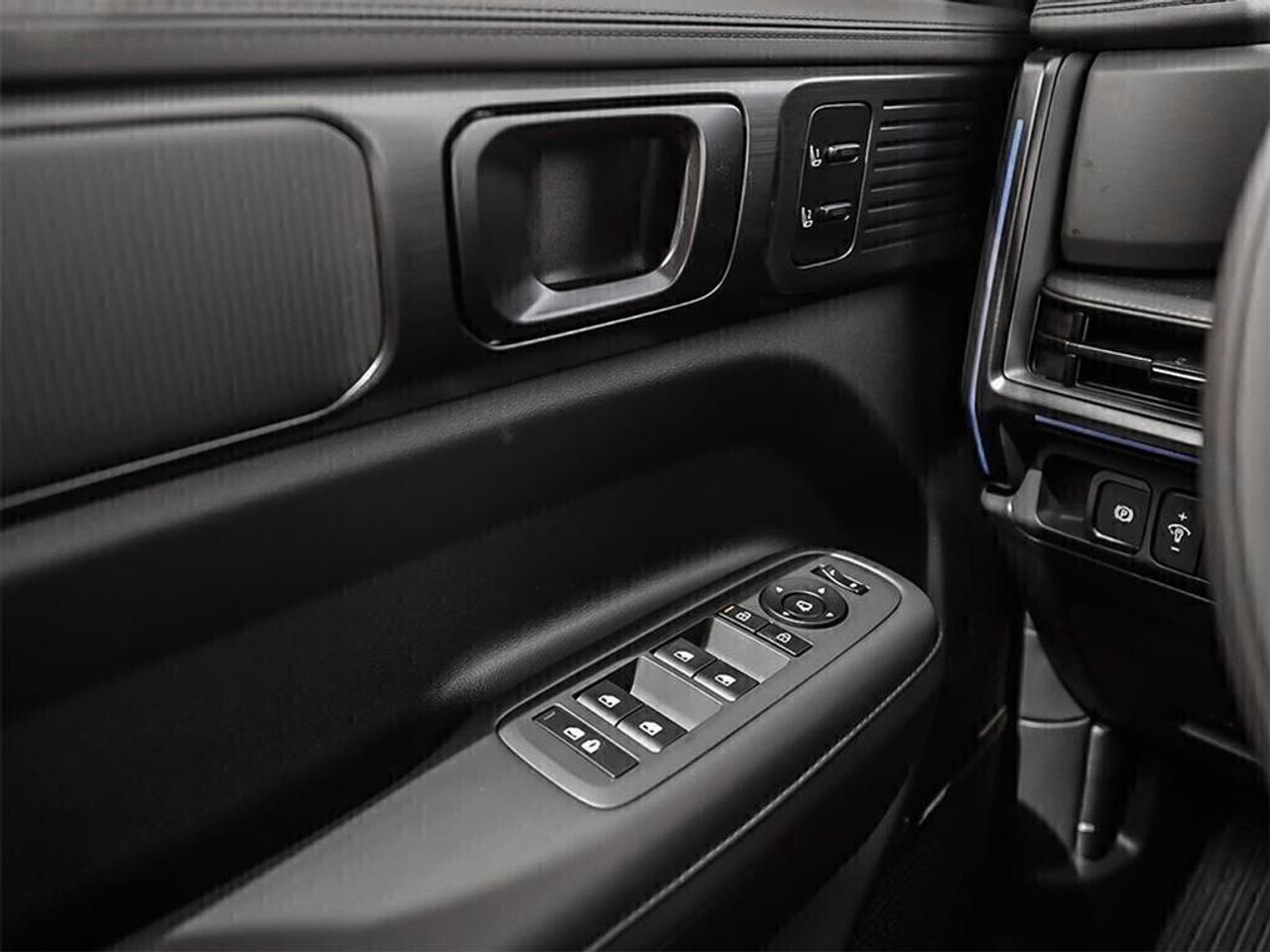 2025 Hyundai Santa Fe Ultimate Calligraphy Photo