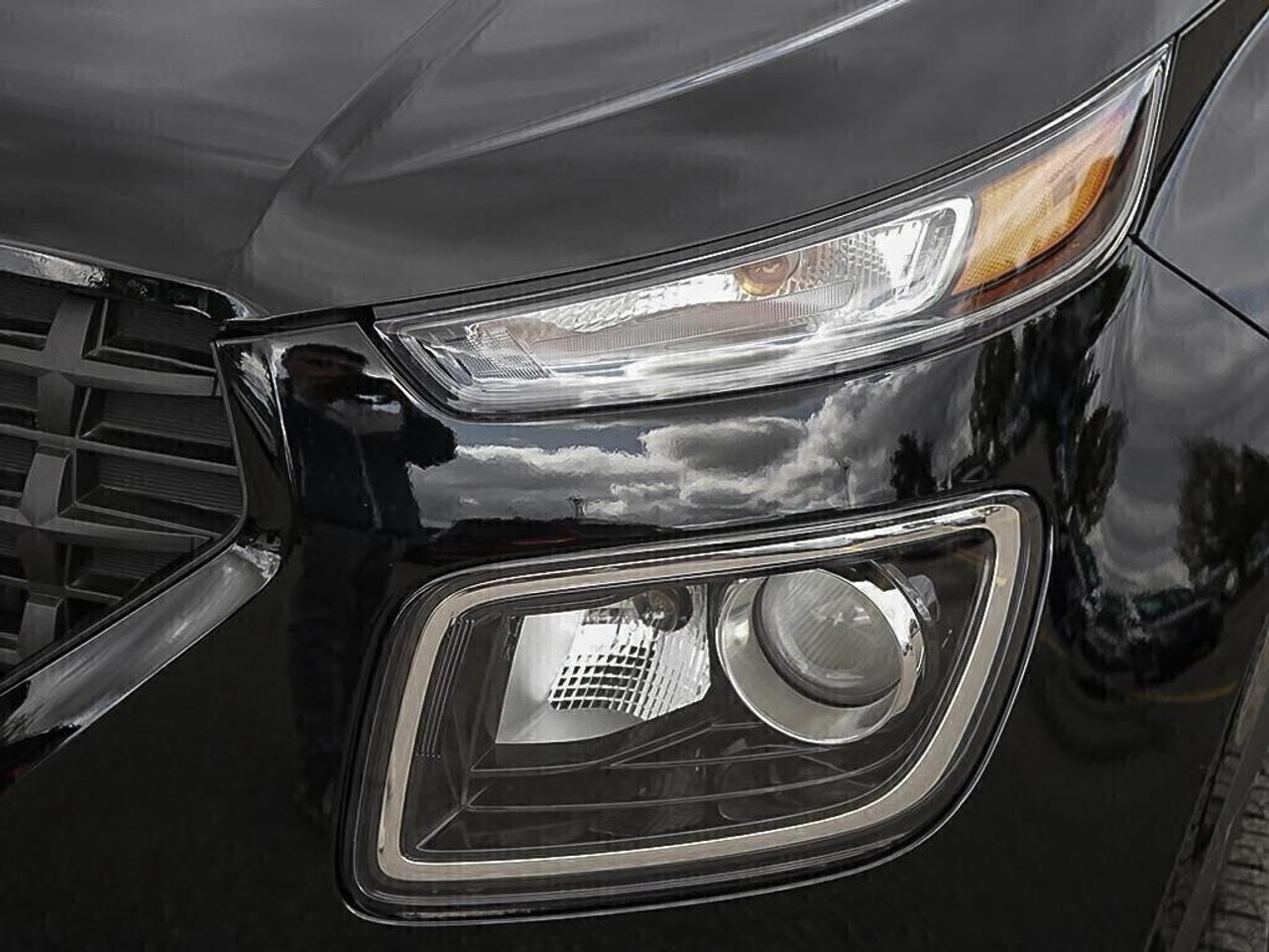 2025 Hyundai Venue Essential Photo