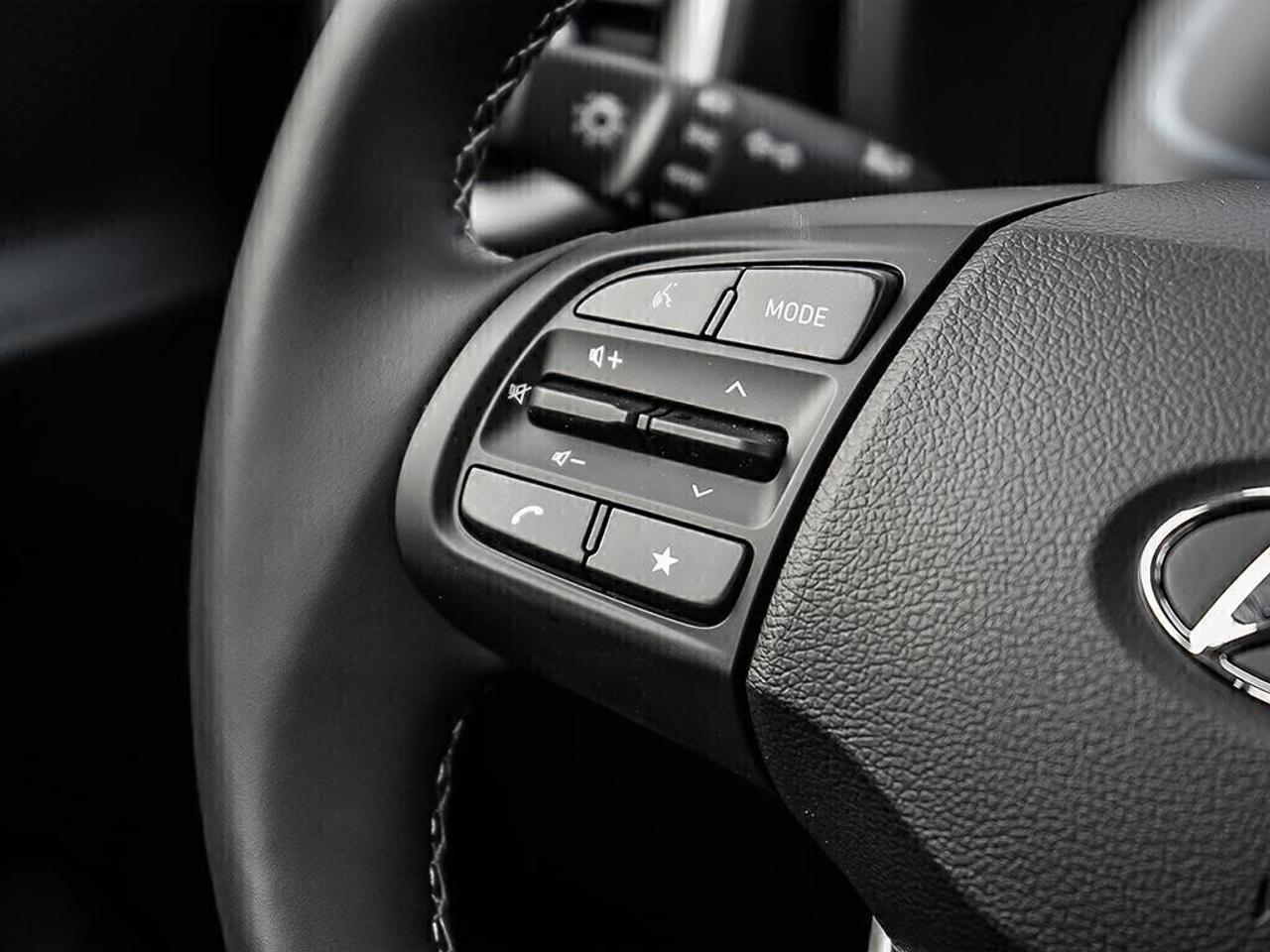 2025 Hyundai Venue Essential Photo