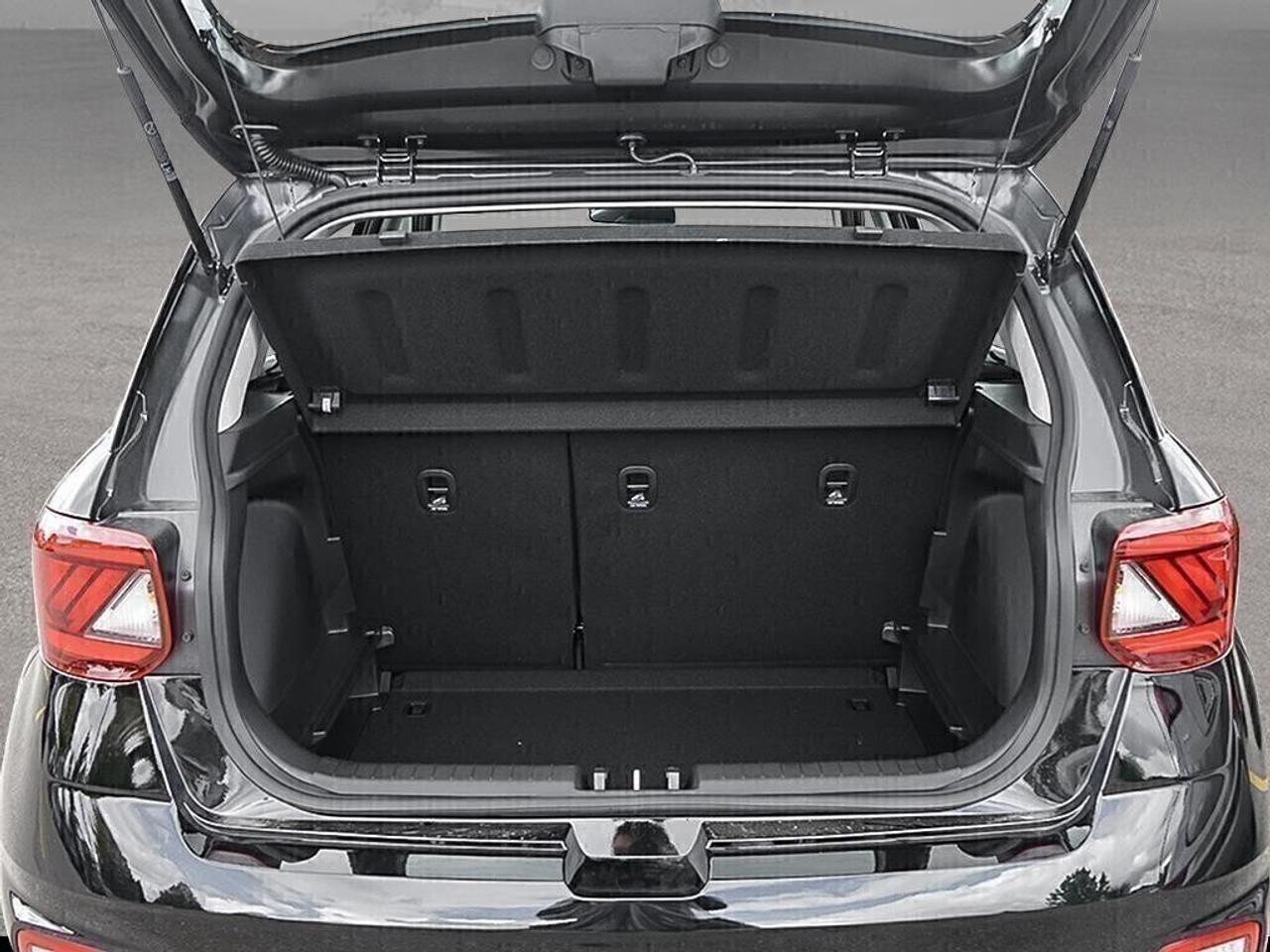 2025 Hyundai Venue Essential Photo