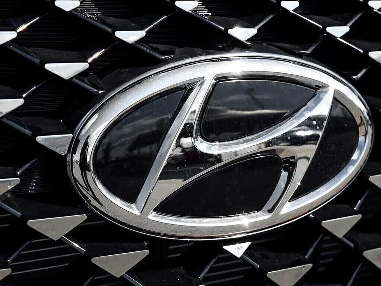 2025 Hyundai Venue Ultimate Photo