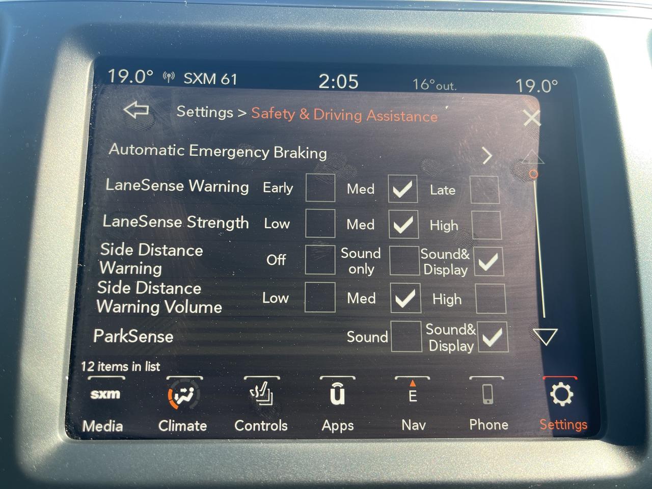 2023 Jeep Cherokee Altitude - Htd Leather/Wheel - Adaptive Cruise Photo