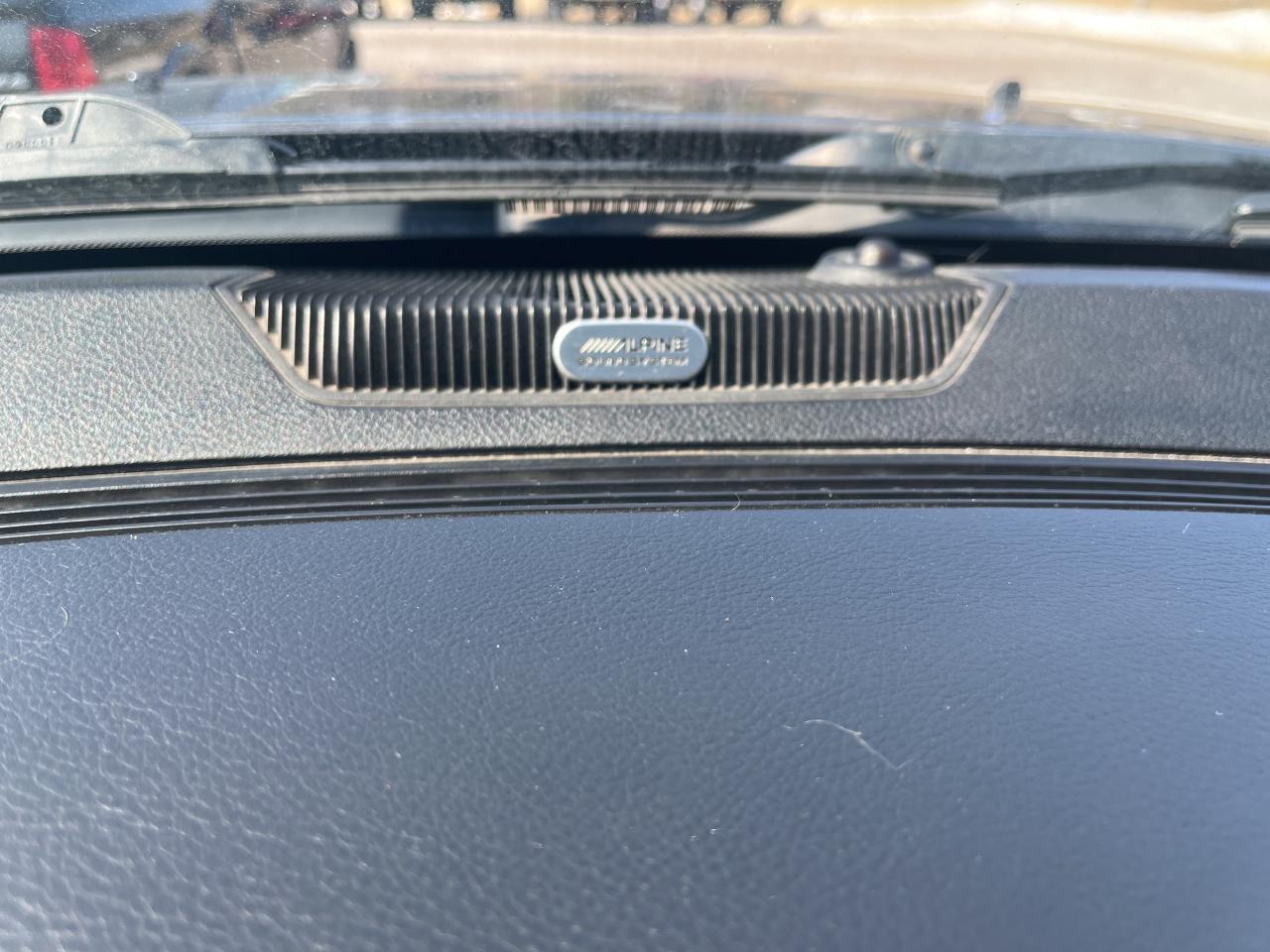 2016 RAM 1500 Sport - Sunroof - Htd/Vtd Leather Photo