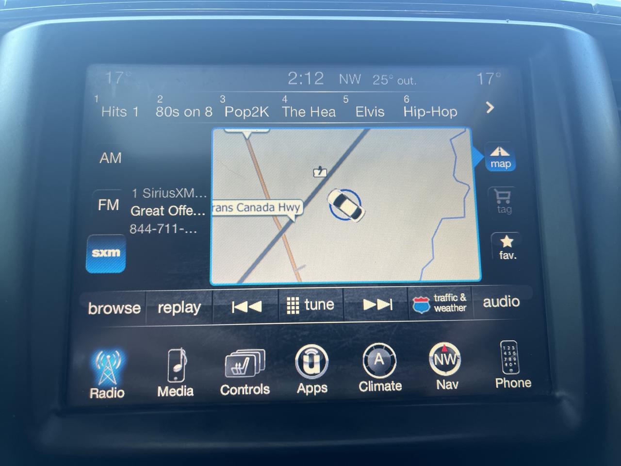 2016 RAM 1500 Sport - Sunroof - Htd/Vtd Leather Photo4