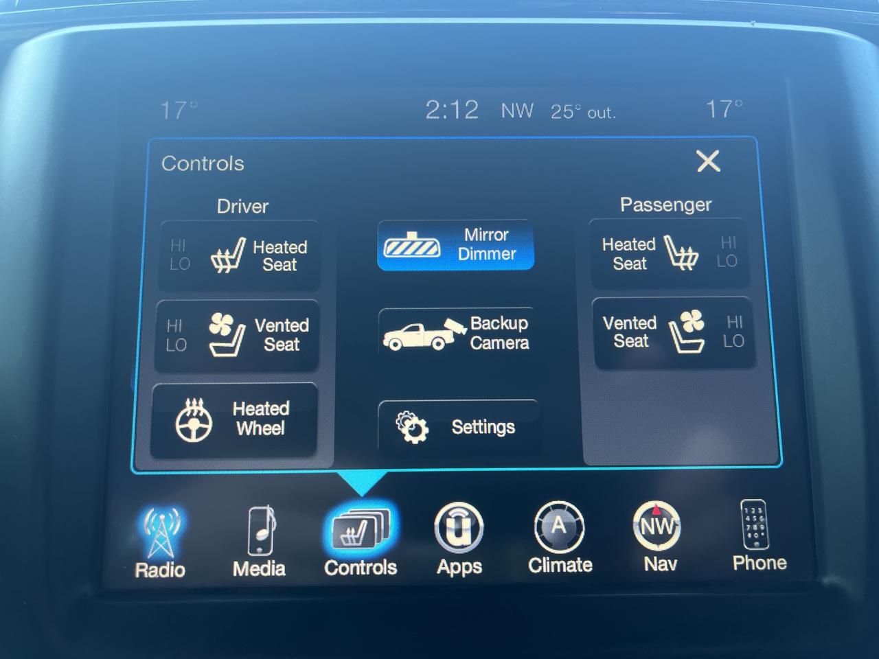 2016 RAM 1500 Sport - Sunroof - Htd/Vtd Leather Photo