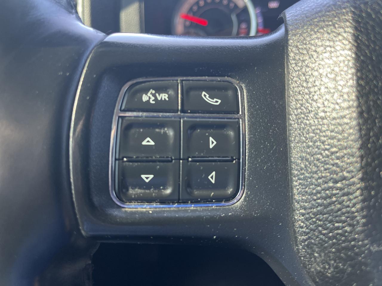 2016 RAM 1500 Sport - Sunroof - Htd/Vtd Leather Photo