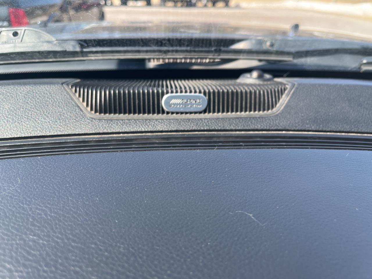 2016 RAM 1500 Sport - Sunroof - Htd/Vtd Leather Photo