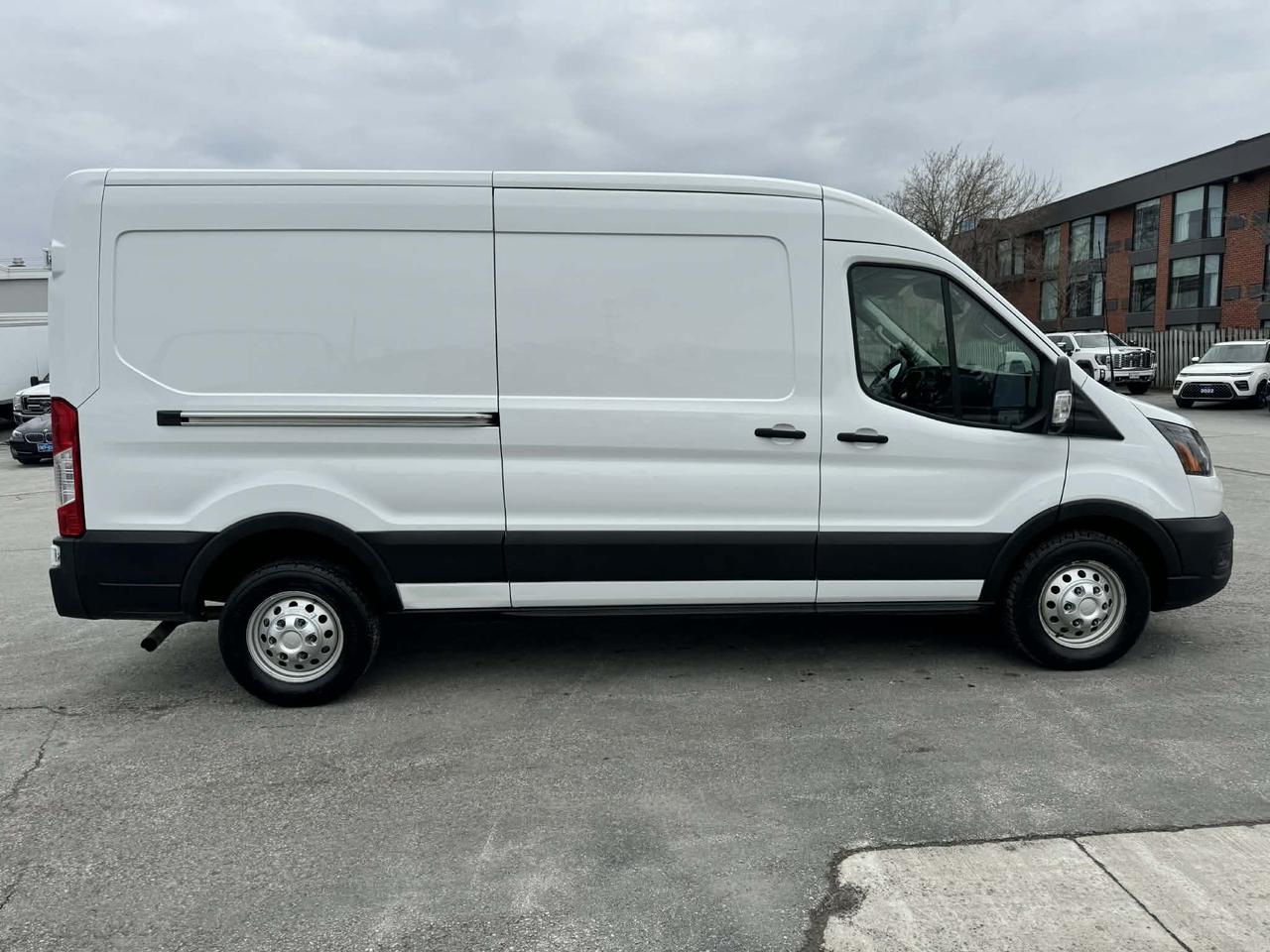 2023 Ford Transit Cargo Van T-250 MED ROOF AWD Photo