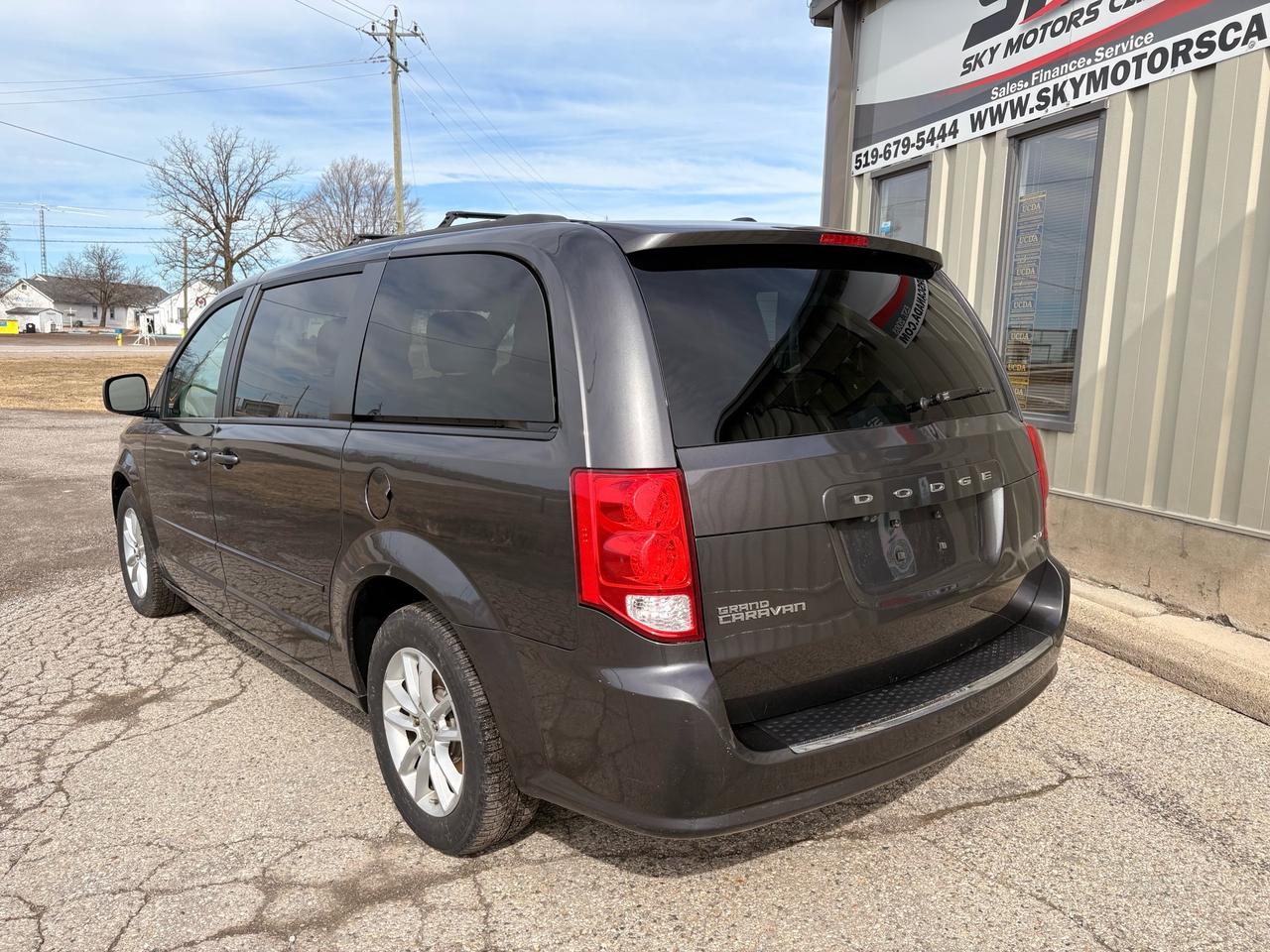 2017 Dodge Grand Caravan 4dr Wgn SXT Photo