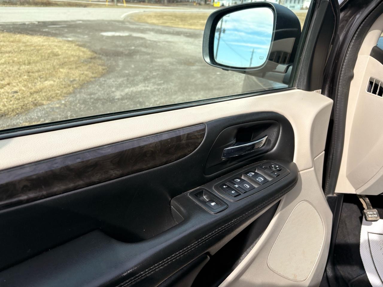 2017 Dodge Grand Caravan 4dr Wgn SXT Photo