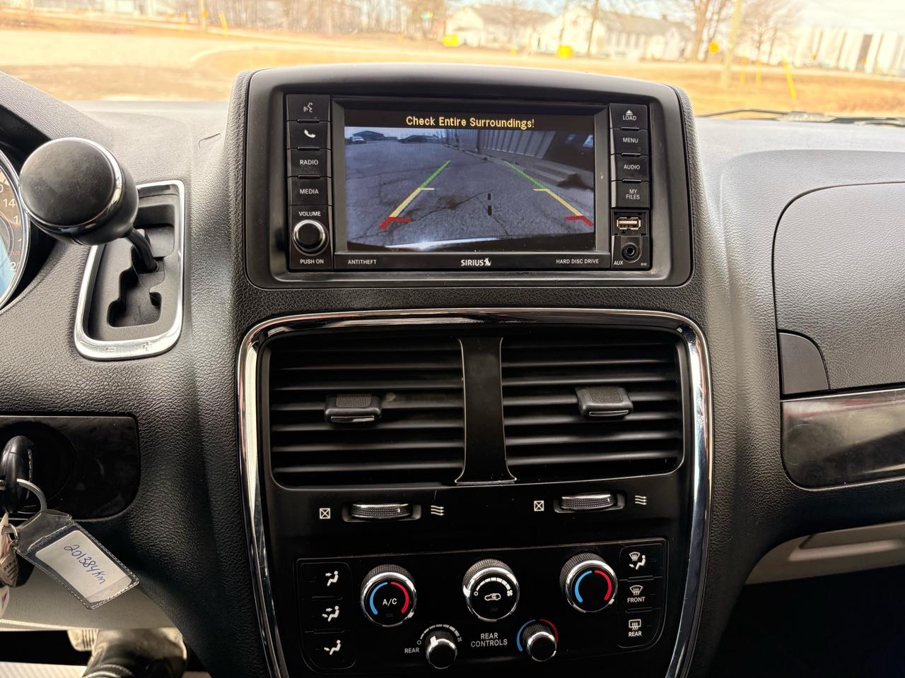 2017 Dodge Grand Caravan 4dr Wgn SXT Photo